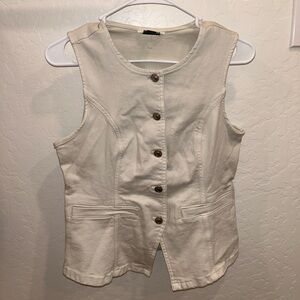 American Eagle Outfitters Cream Sleeveless Top